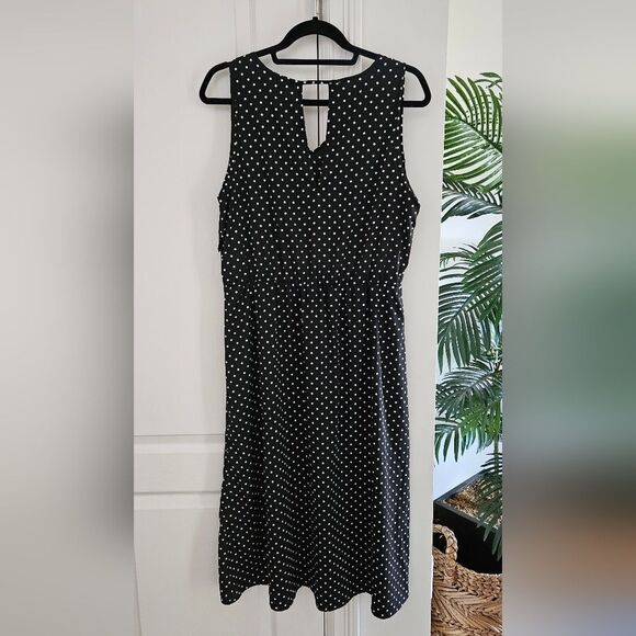 Vero Moda Black and White Polka Dot Midi Dress - Picture 4 of 4